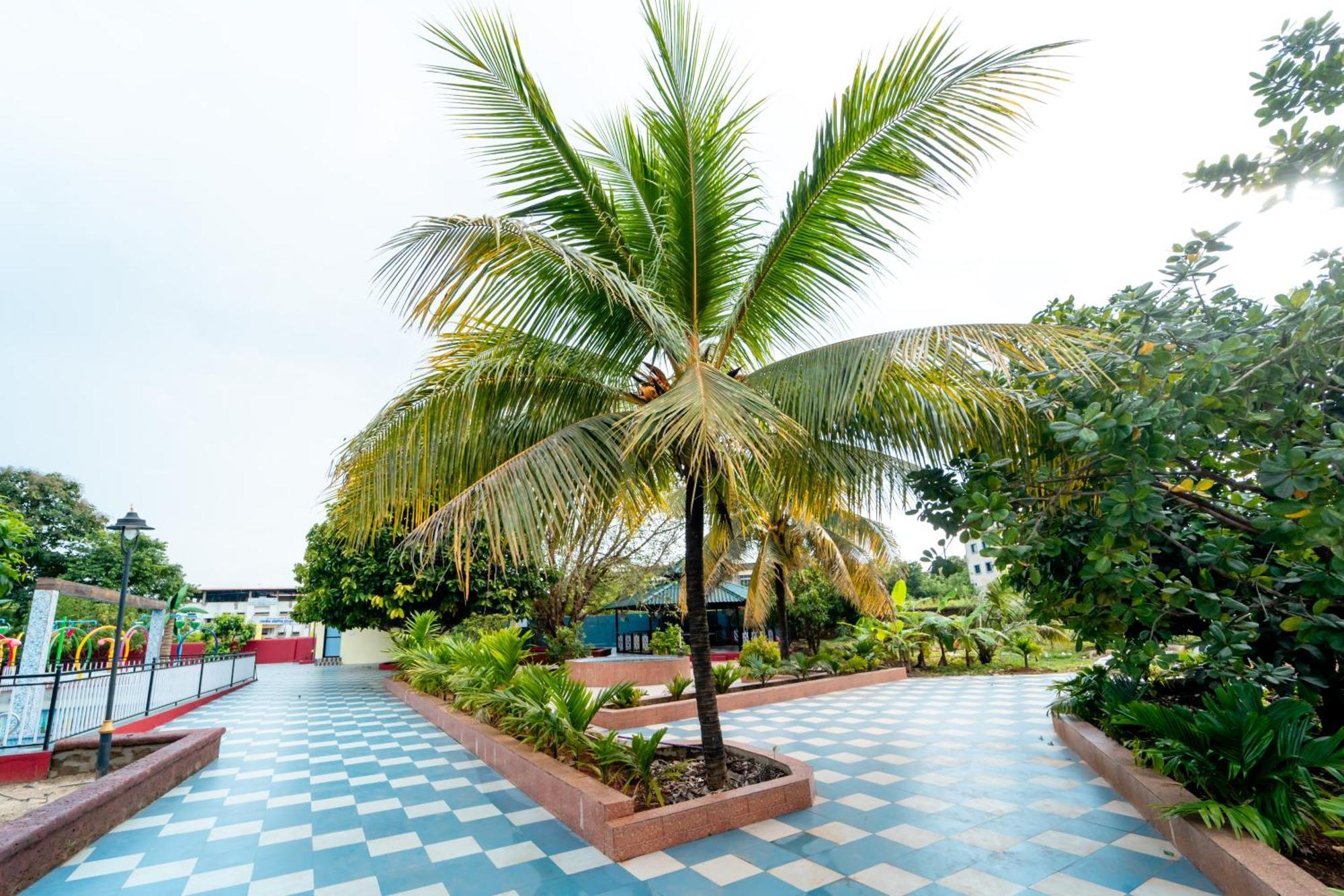 Treebo Green Village Resort - Goa Maneri  Extérieur photo